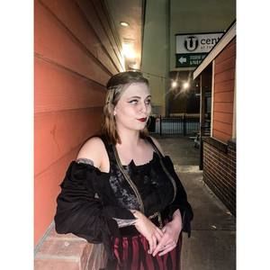 Meet your Posher, Casey